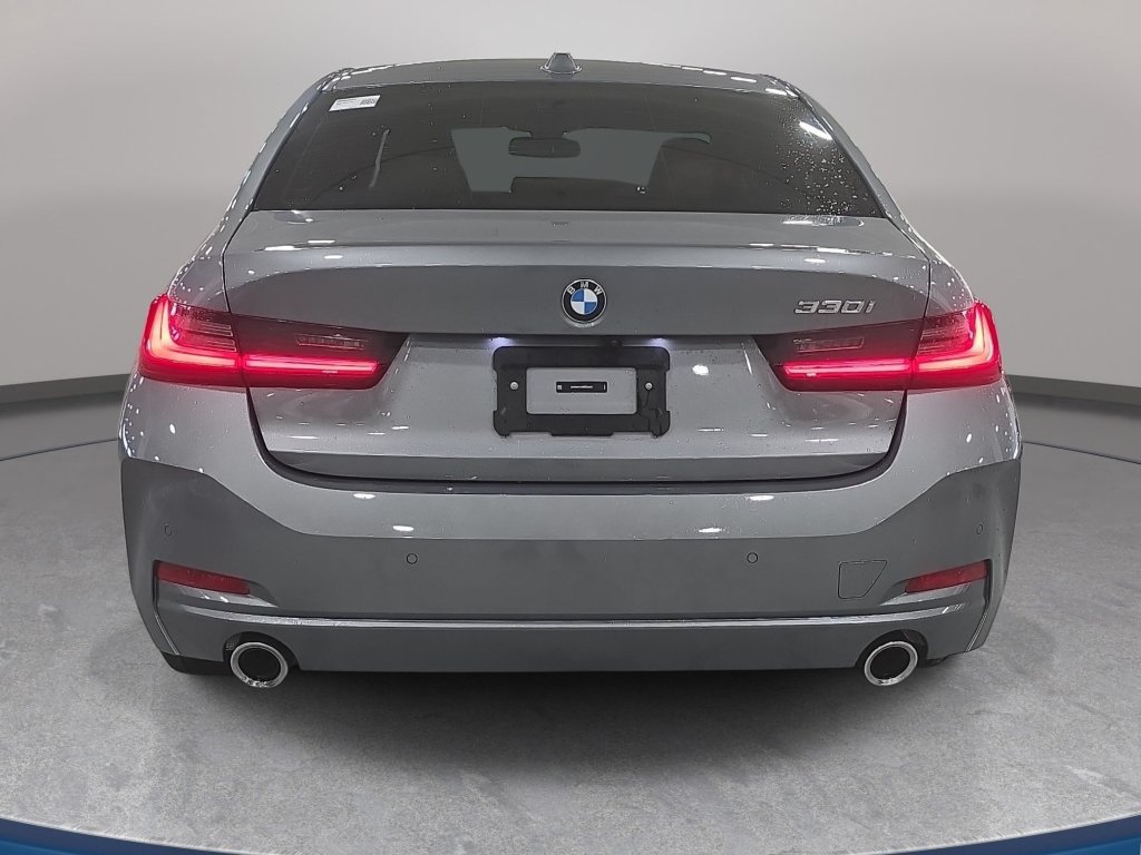 Certified 2024 BMW 330i Sedan w/ Convenience Package RWD image 7