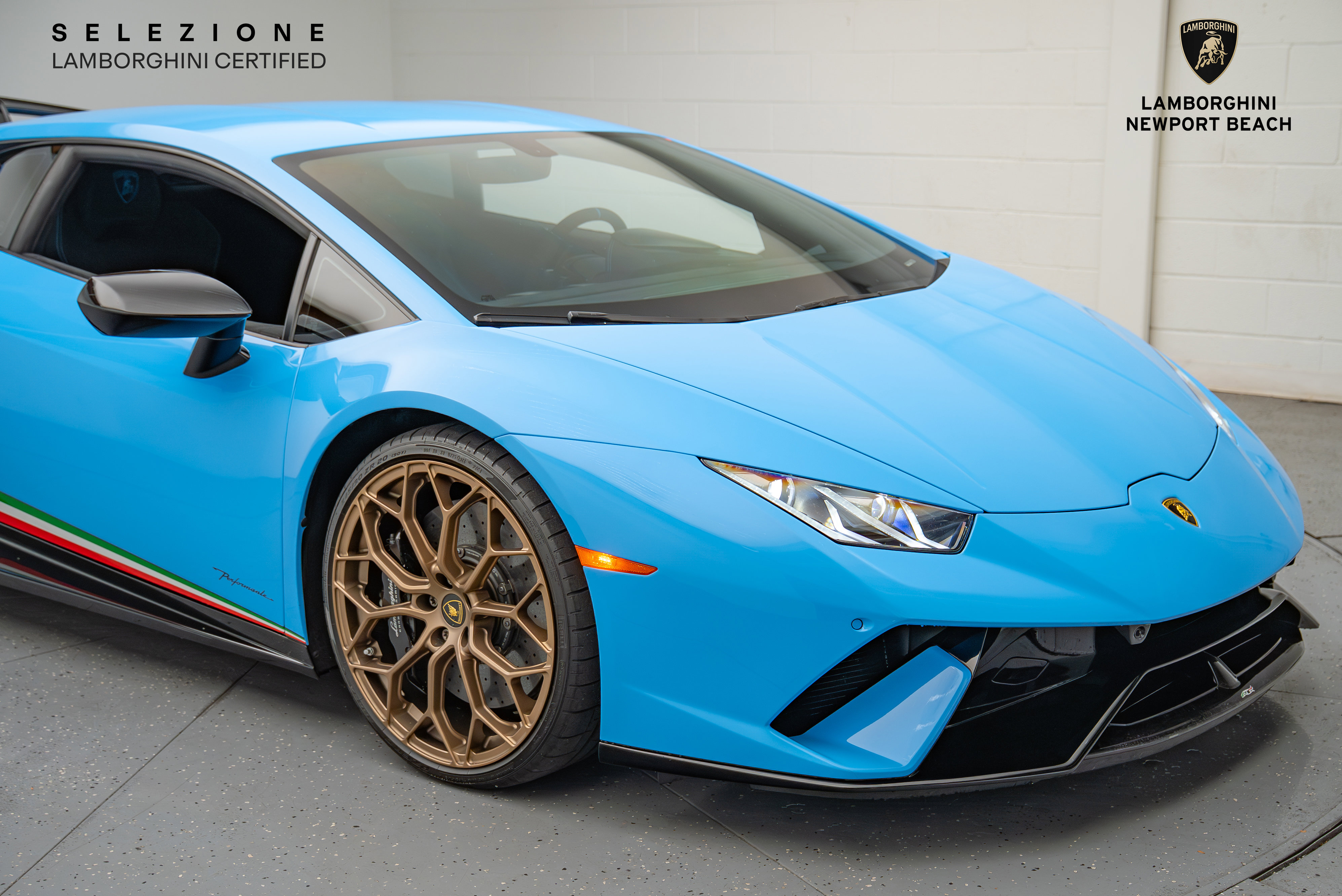 Used 2018 Lamborghini Huracan Performante image 2