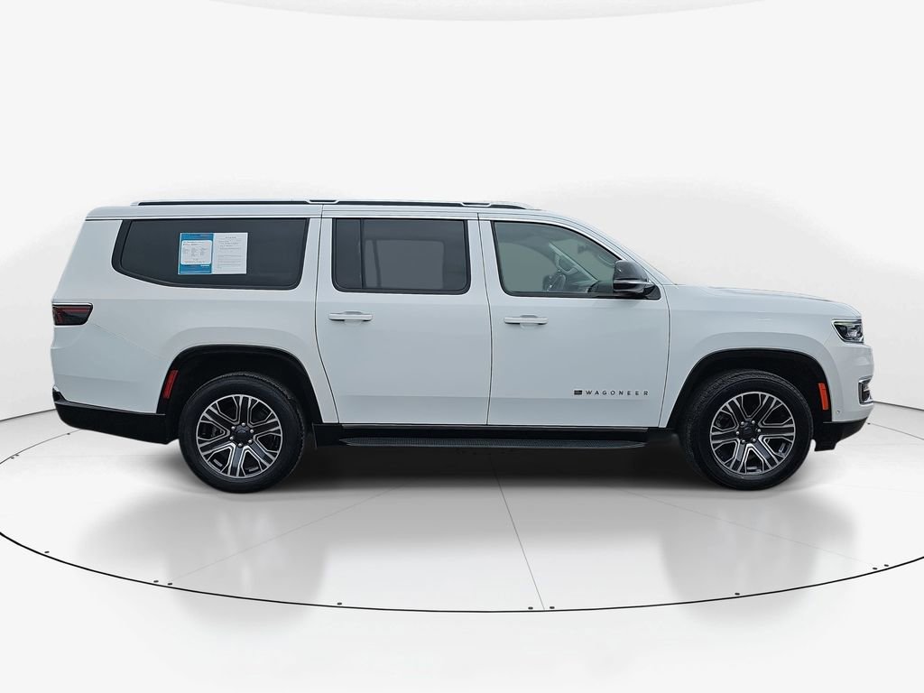Used 2024 Jeep Wagoneer L Series II image 4