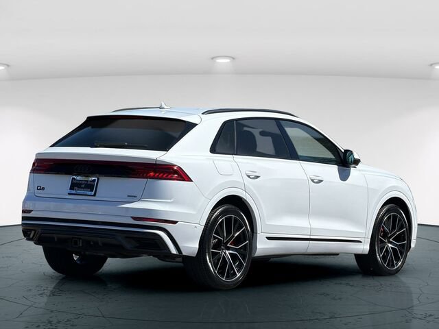 Used 2023 Audi Q8 Prestige AWD/4WD image 7