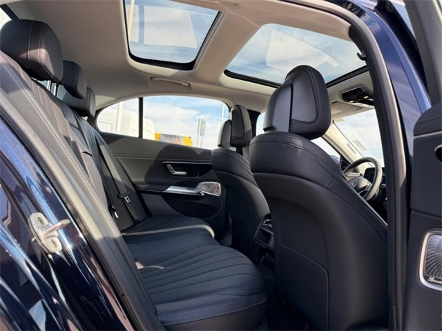 New 2026 Mercedes-Benz E 350 4MATIC Sedan image 6