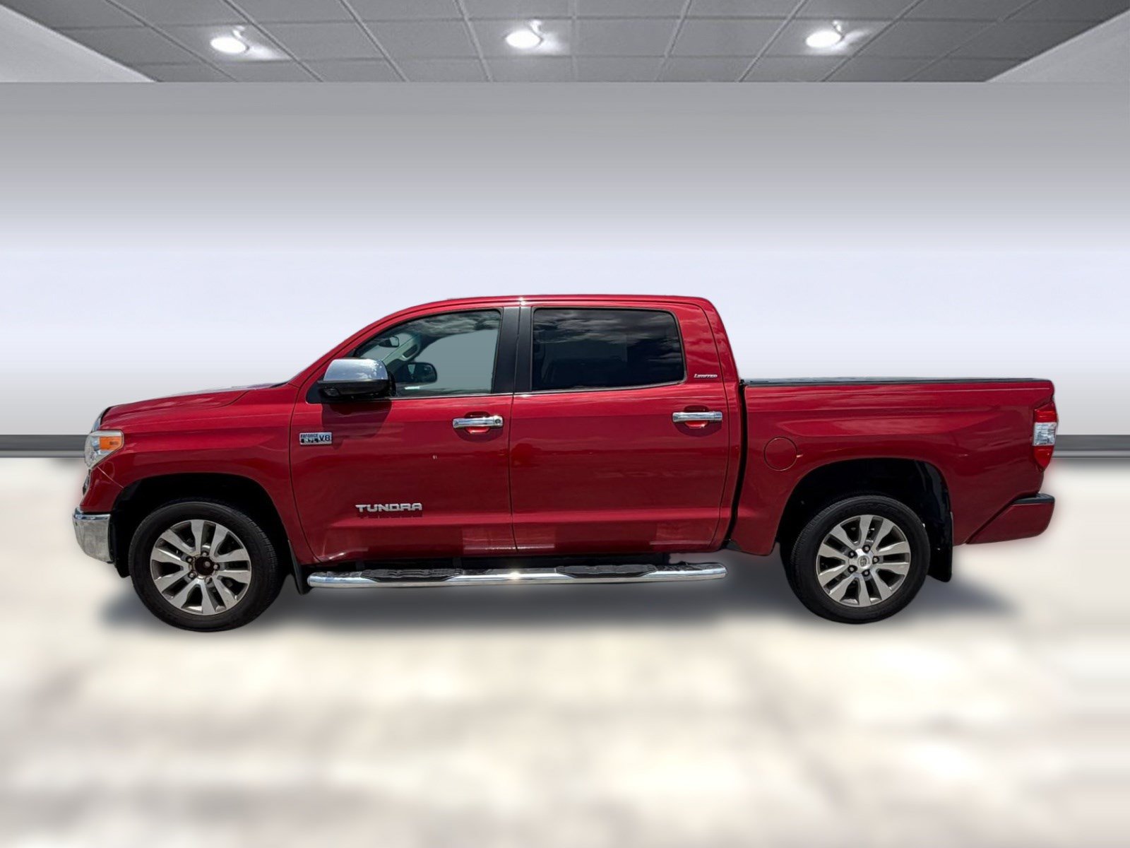 Used 2016 Toyota Tundra Limited w/ Limited Premium Package RWD image 2