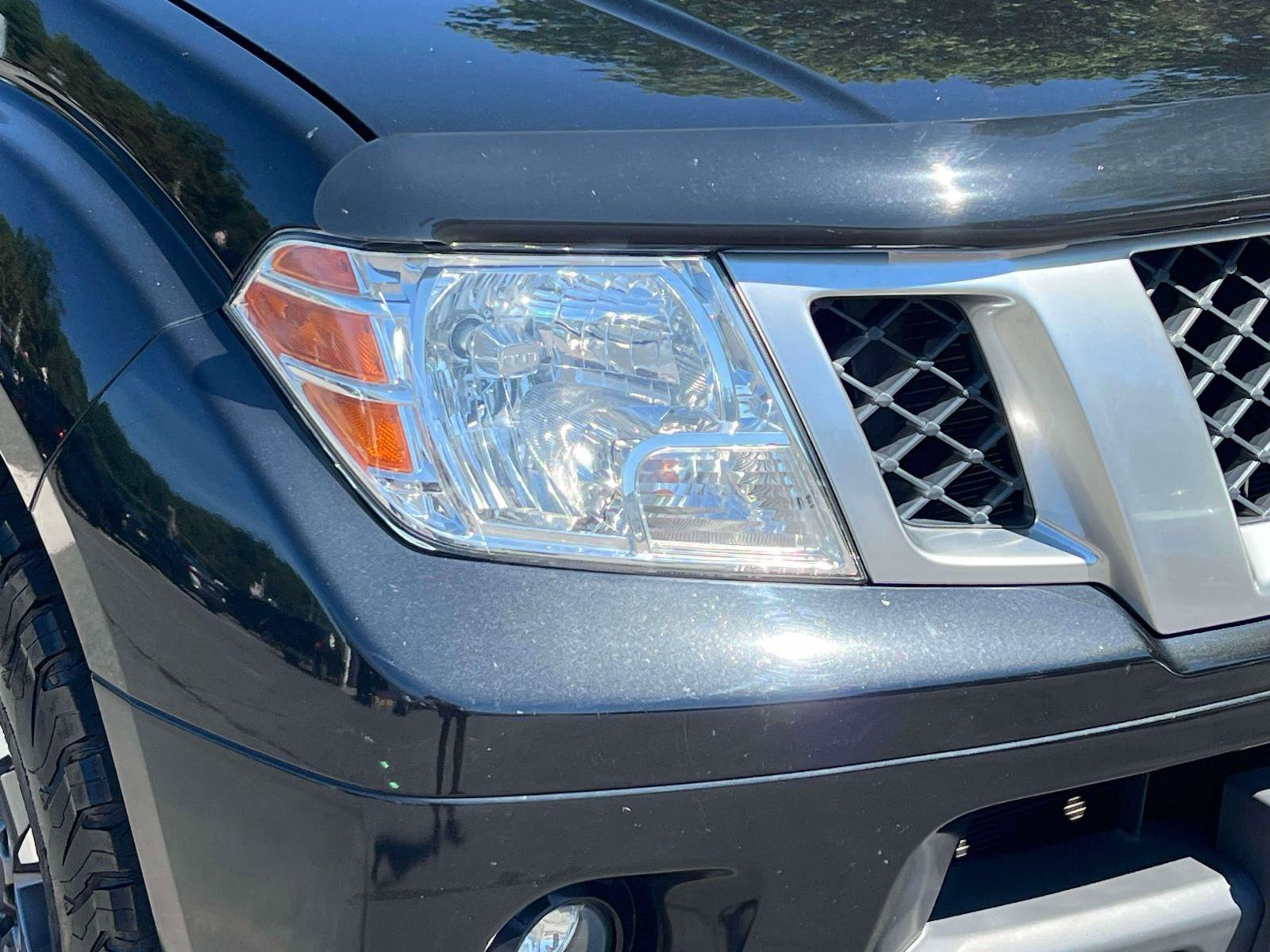 Used 2020 Nissan Frontier PRO-4X AWD/4WD image 7