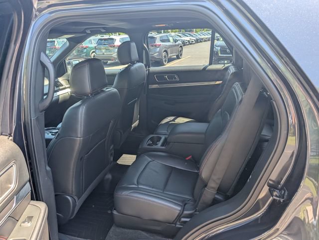 Used 2017 Ford Explorer Sport w/ Equipment Group 401A AWD/4WD image 9