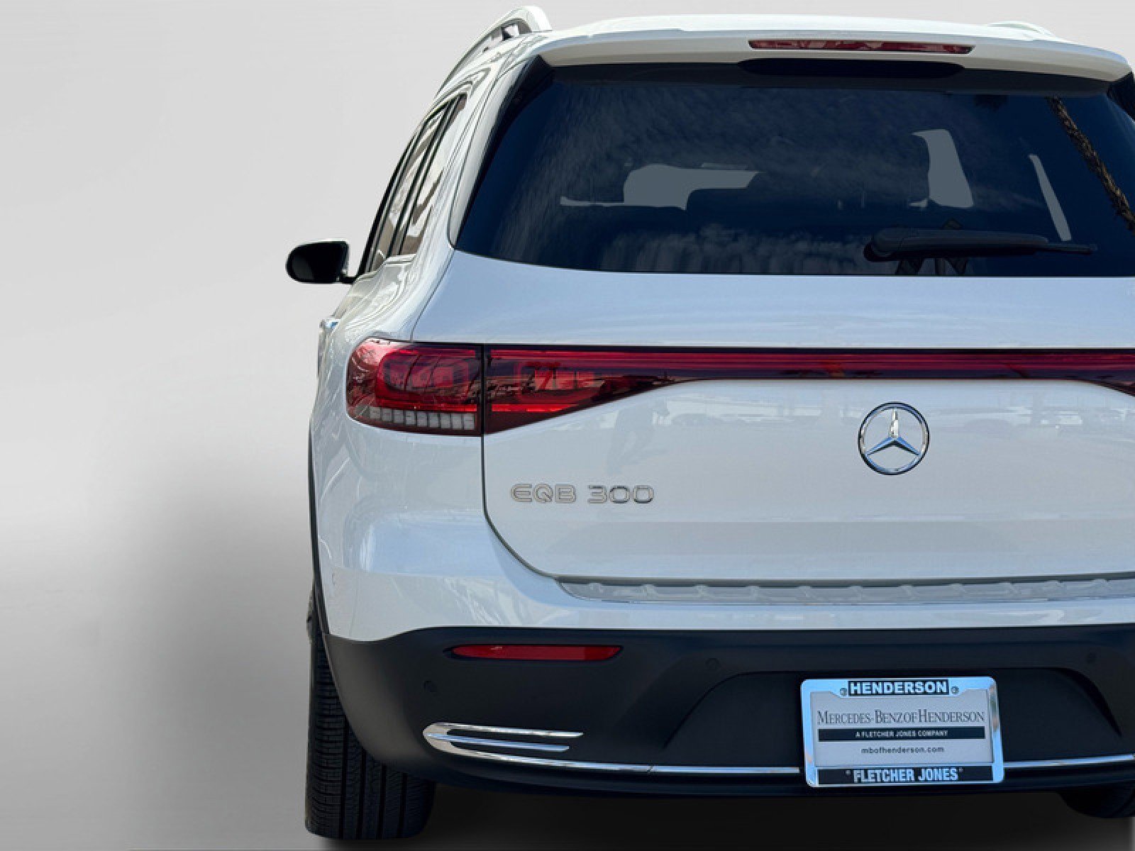 New 2023 Mercedes-Benz EQB 300 4MATIC image 12
