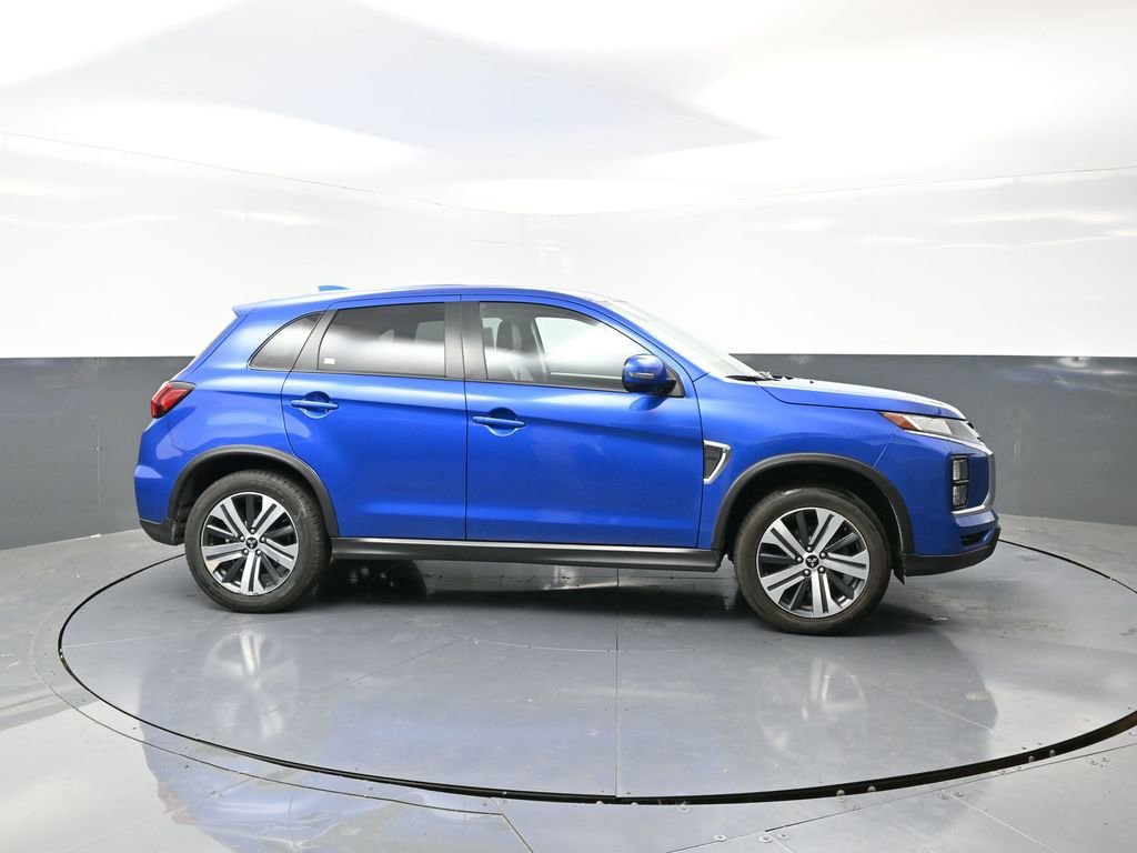 Used 2024 Mitsubishi Outlander Sport AWD image 3
