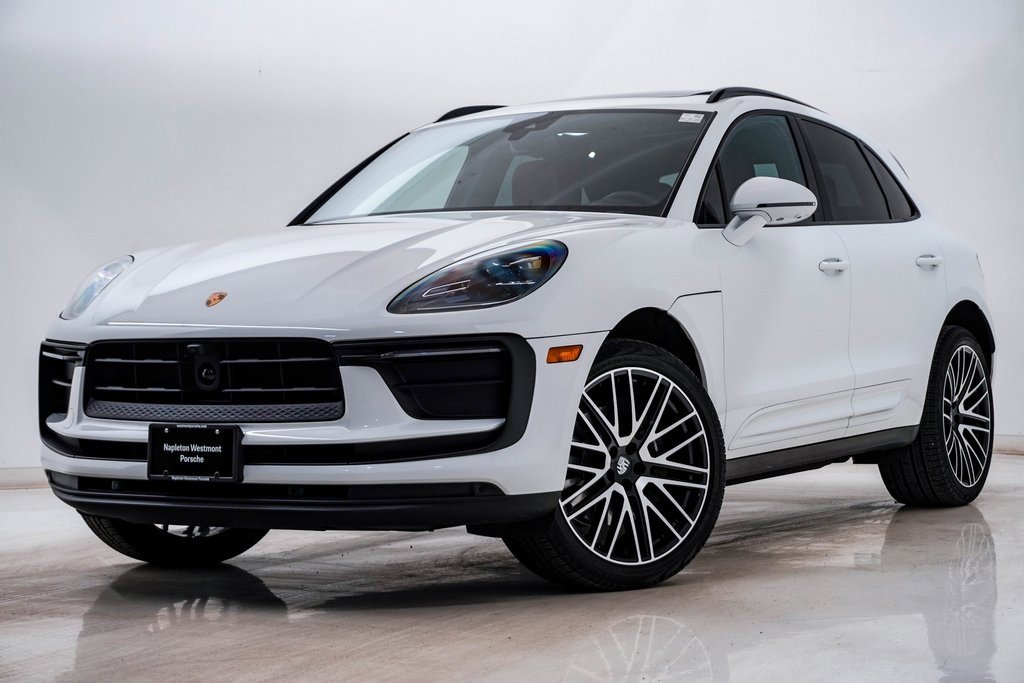 Certified 2025 Porsche Macan image 1