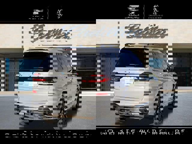 Used 2024 BMW X7 M60i w/ Executive Package image 3