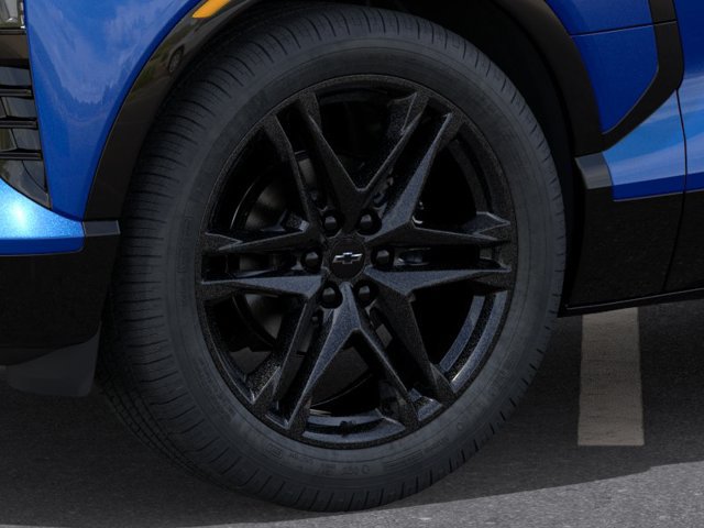 New 2027 Chevrolet Blazer EV RS w/ LPO, Blackout Package FWD image 9