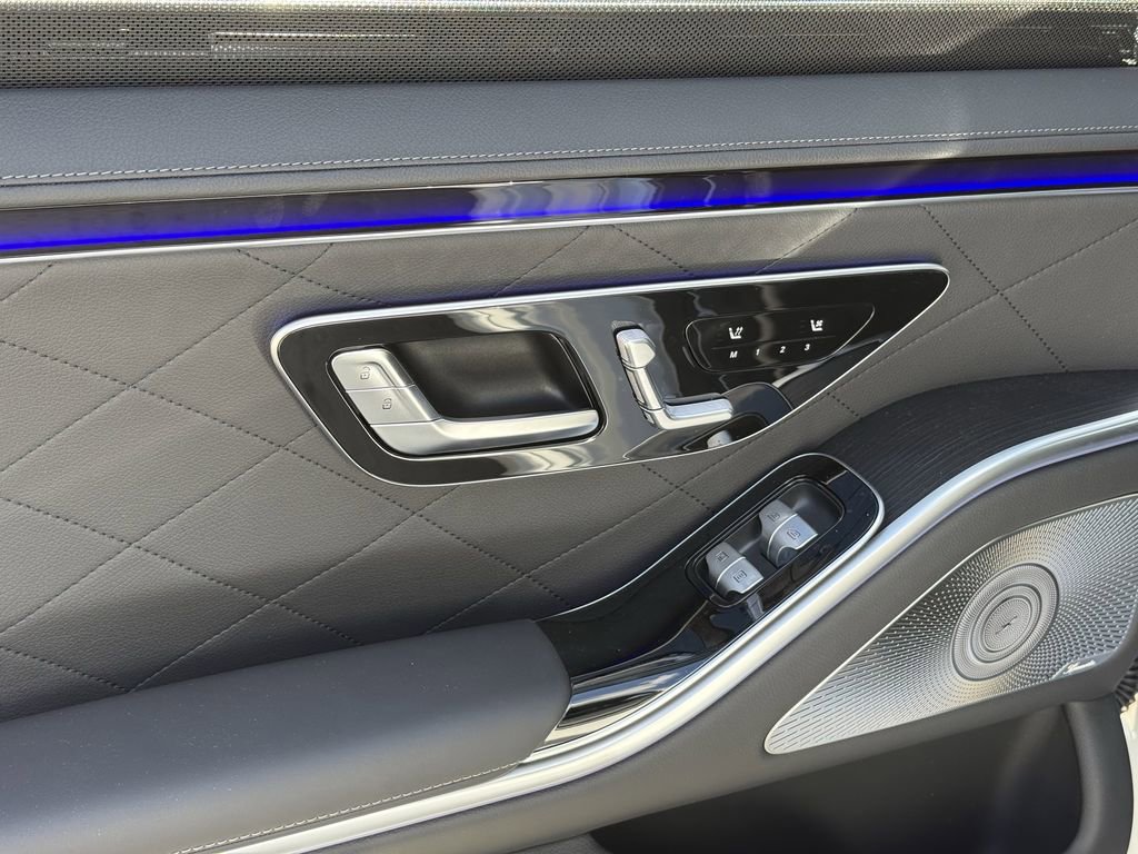 New 2025 Mercedes-Benz S 580 4MATIC Sedan image 13