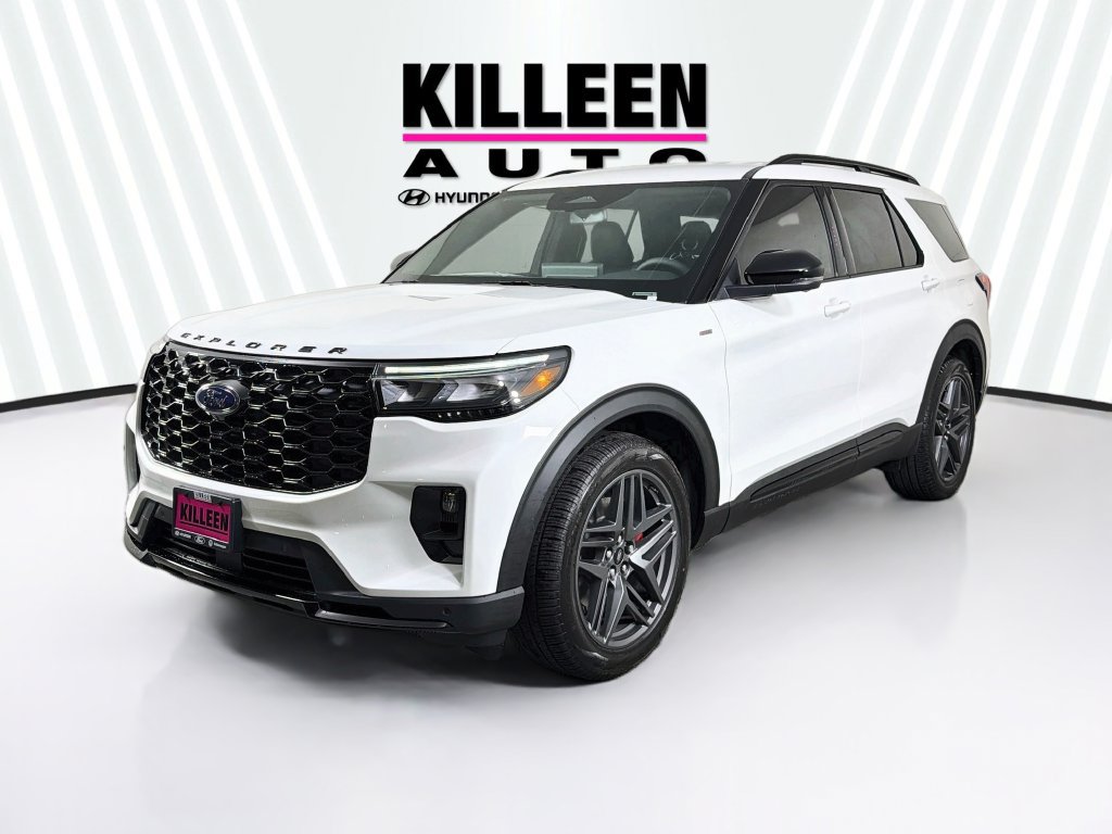 New 2026 Ford Explorer ST-Line w/ ST-Line Street Pack RWD image 3