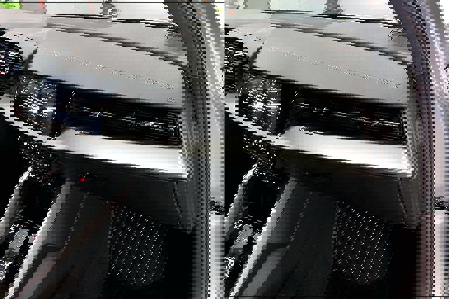 Used 2023 Audi A3 2.0T Premium w/ Convenience Package image 18