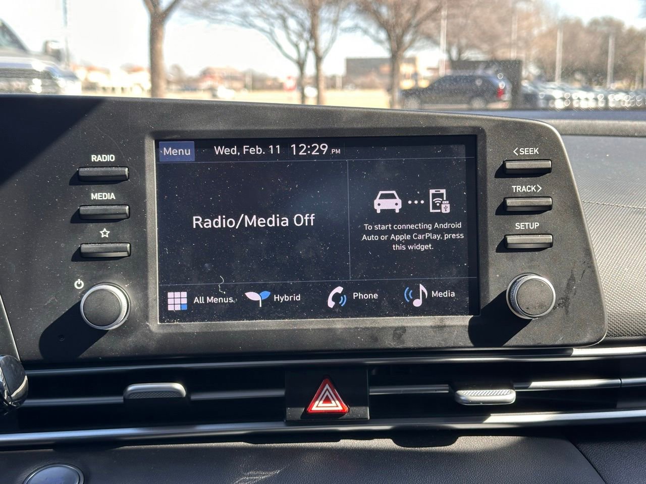 Used 2025 Hyundai Elantra Blue image 32