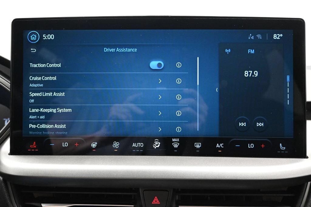 New 2026 Ford Escape SE FWD image 40
