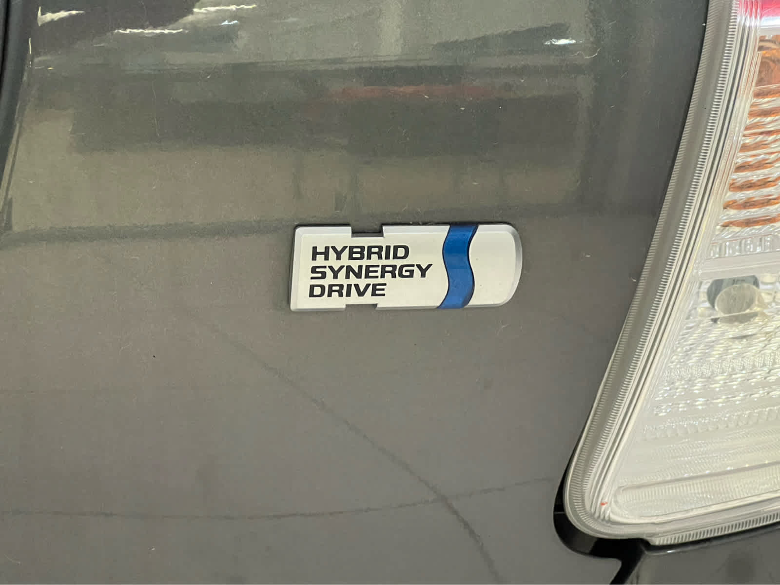 Used 2016 Toyota Prius V Three FWD image 9