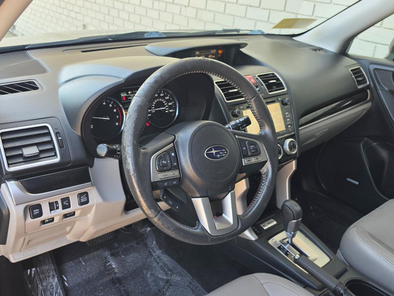Used 2017 Subaru Forester 2.5i Limited AWD/4WD image 10