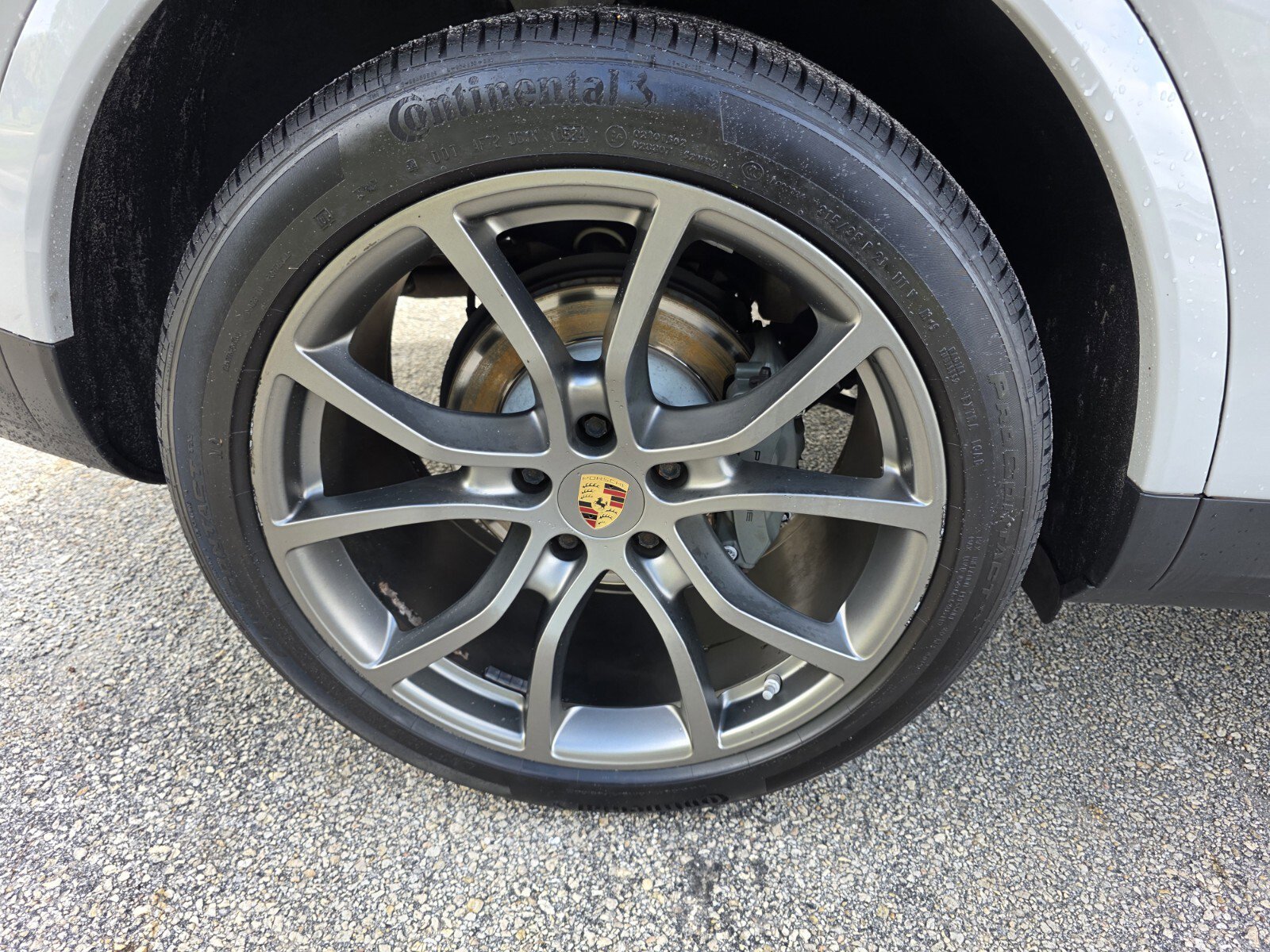 Used 2021 Porsche Cayenne S AWD/4WD image 9