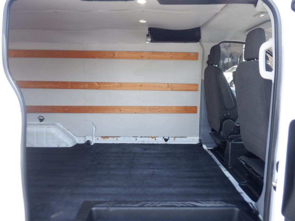 Used 2017 Ford Transit 250 130 Low Roof w/ Exterior Upgrade Package RWD image 9