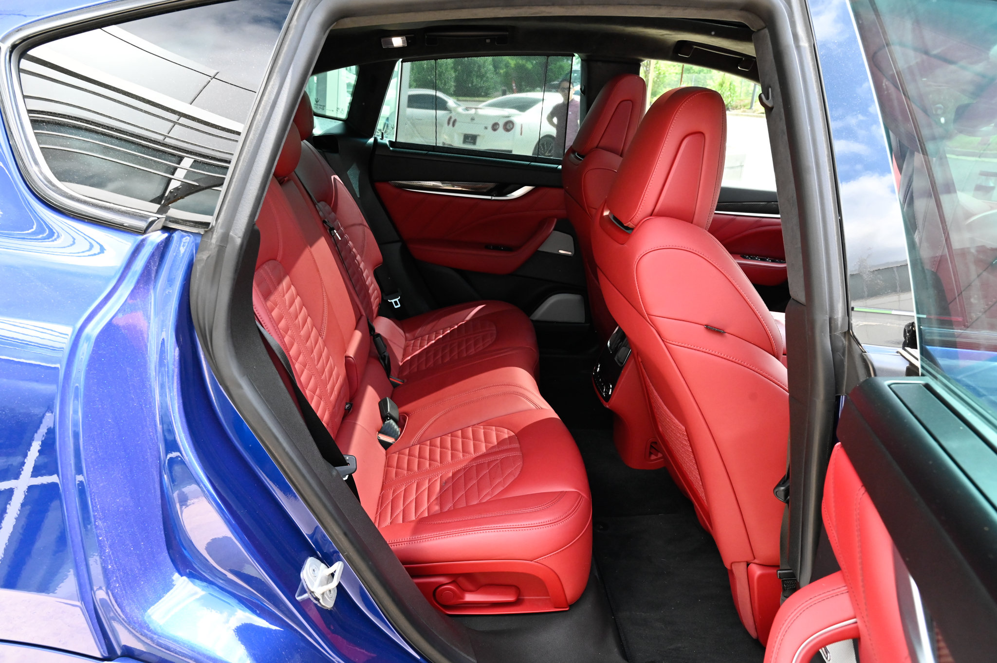 Used 2023 Maserati Levante Trofeo AWD/4WD image 52
