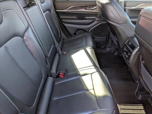 Used 2023 Jeep Grand Cherokee 4WD 4xe image 21