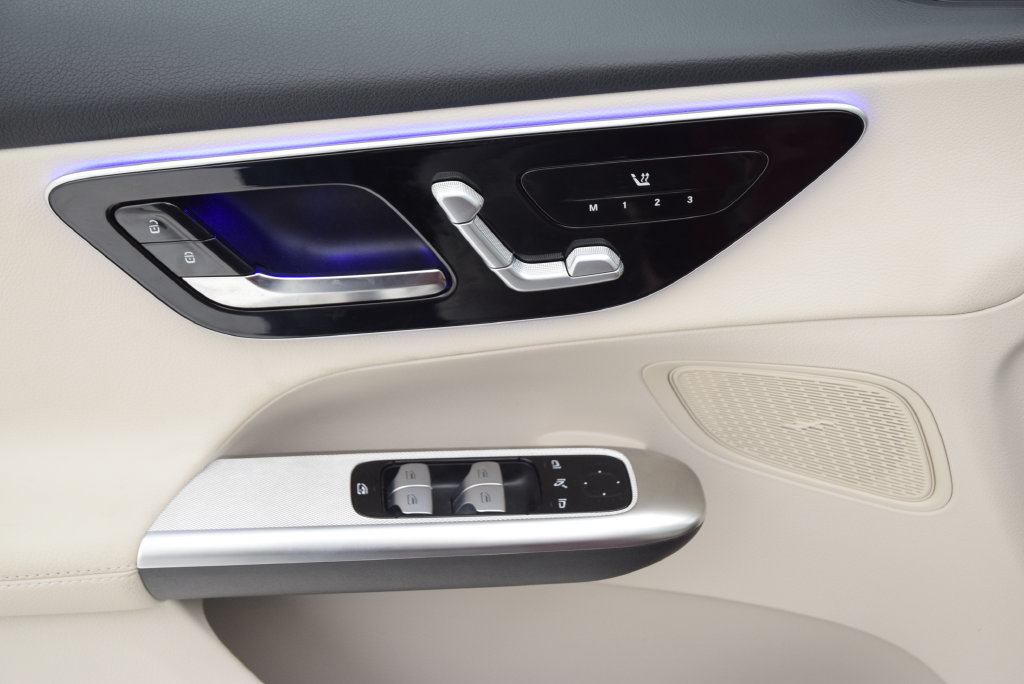 Certified 2026 Mercedes-Benz GLC 300 image 22