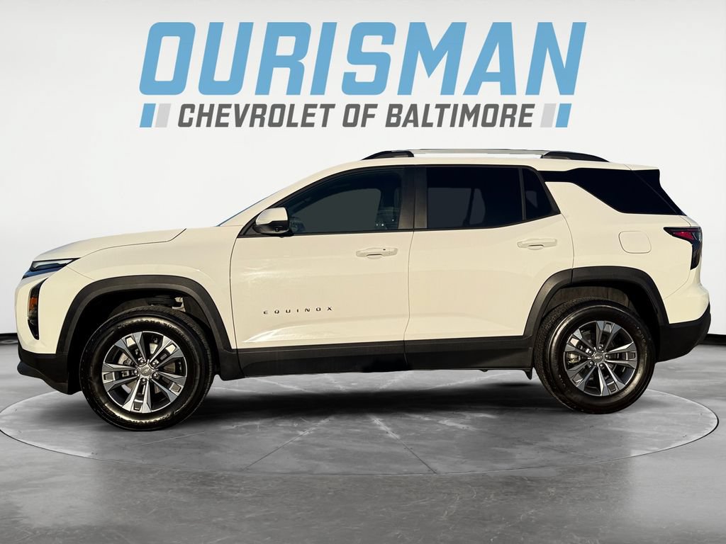 Used 2025 Chevrolet Equinox LT w/ Convenience Package II FWD image 3