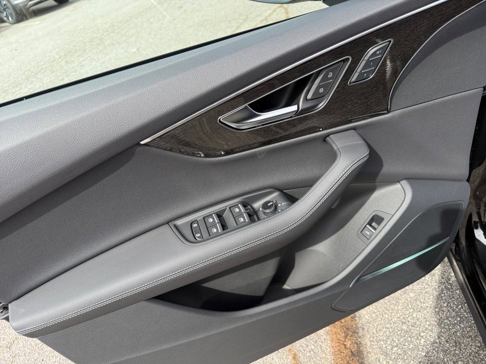 New 2026 Audi Q7 3.0T Premium Plus image 32