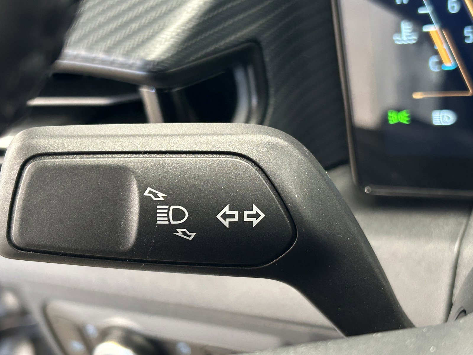 Used 2025 Ford Mustang Coupe image 20