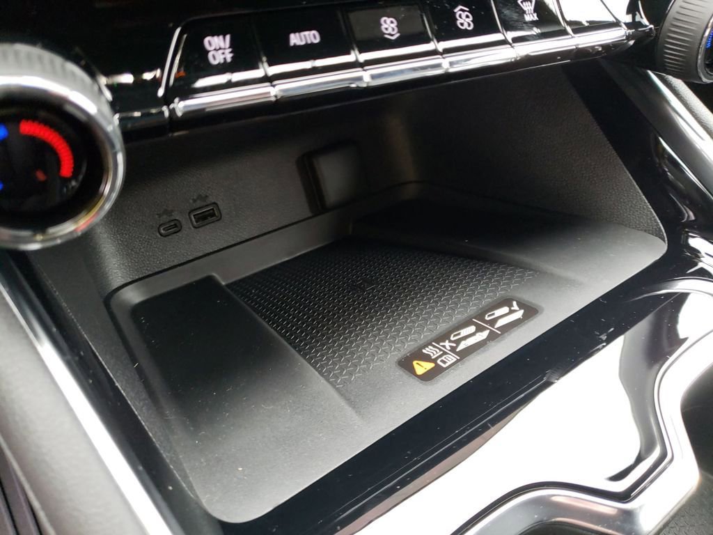 New 2026 Chevrolet Traverse RS w/ LPO, Floor Liner Package image 24