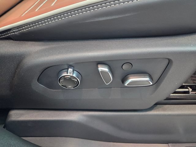 New 2026 GMC Sierra 2500 Denali Ultimate AWD/4WD image 18