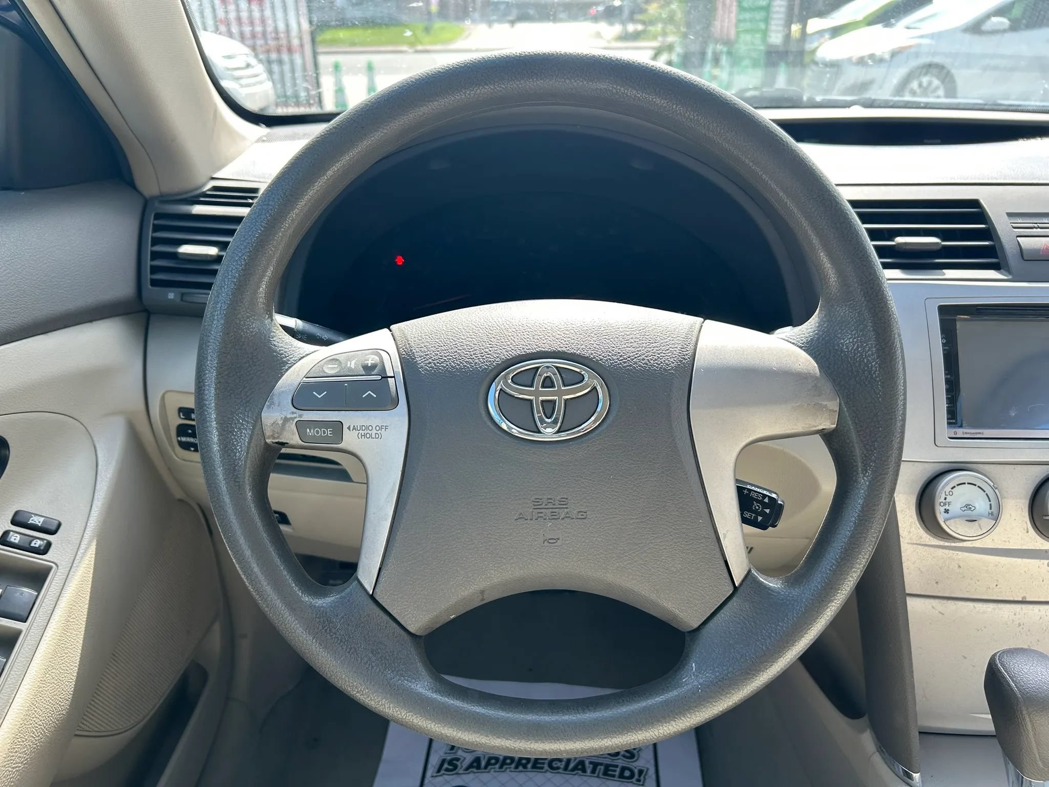 Used 2010 Toyota Camry LE FWD image 21