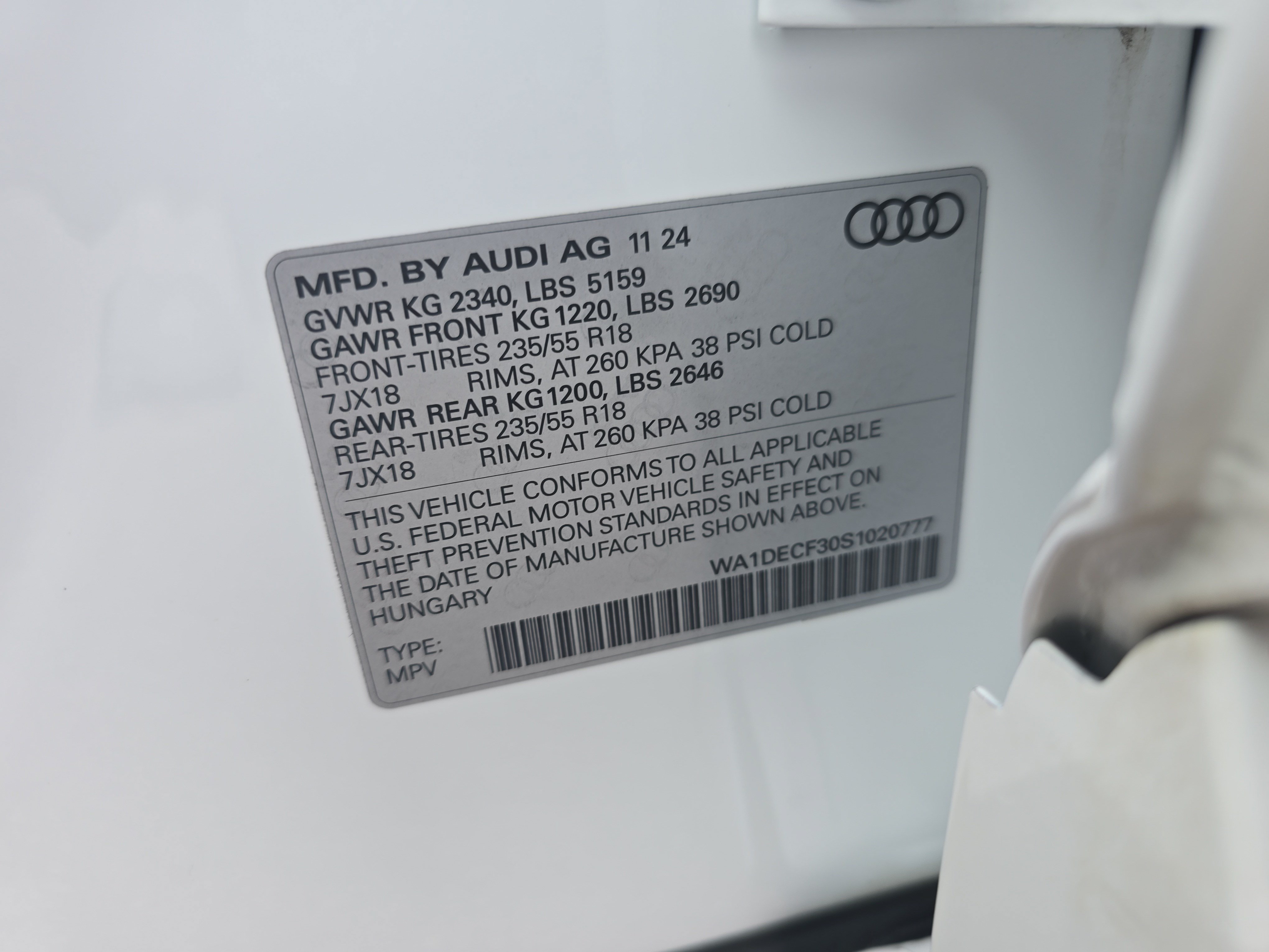 Used 2025 Audi Q3 2.0T Premium AWD/4WD image 32