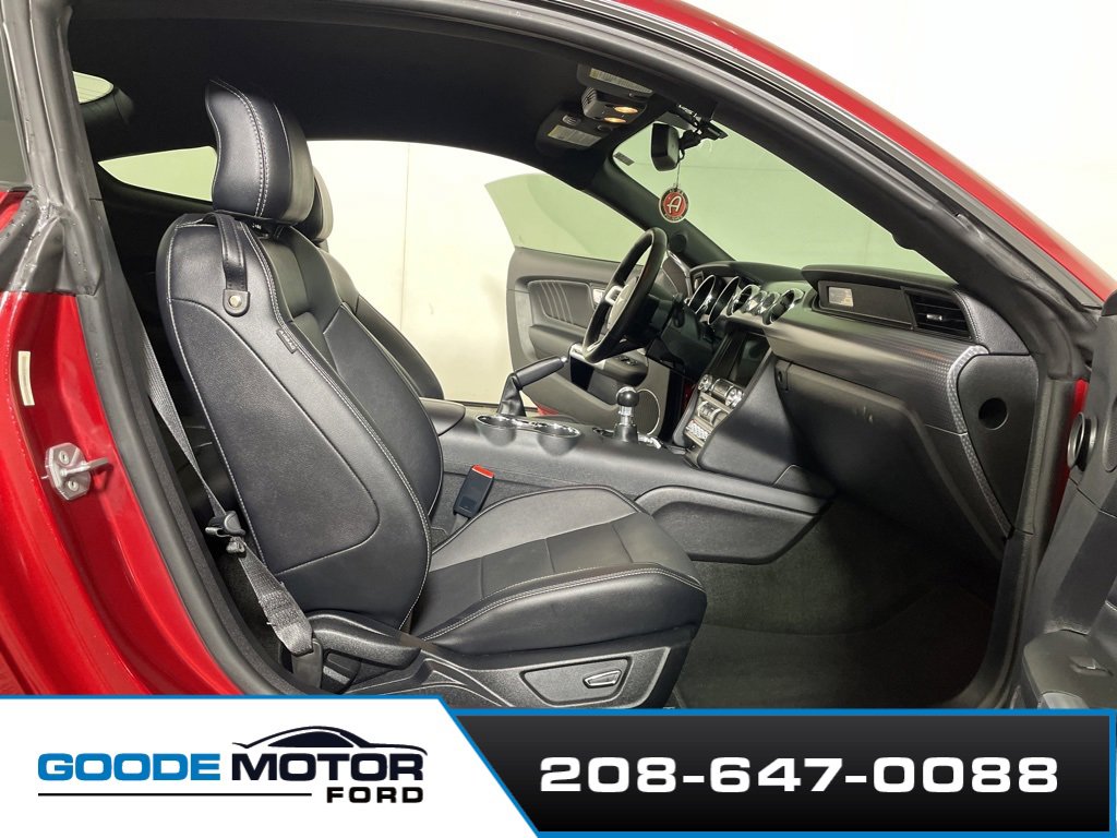 Used 2017 Ford Mustang GT Premium w/ GT Performance Package image 20