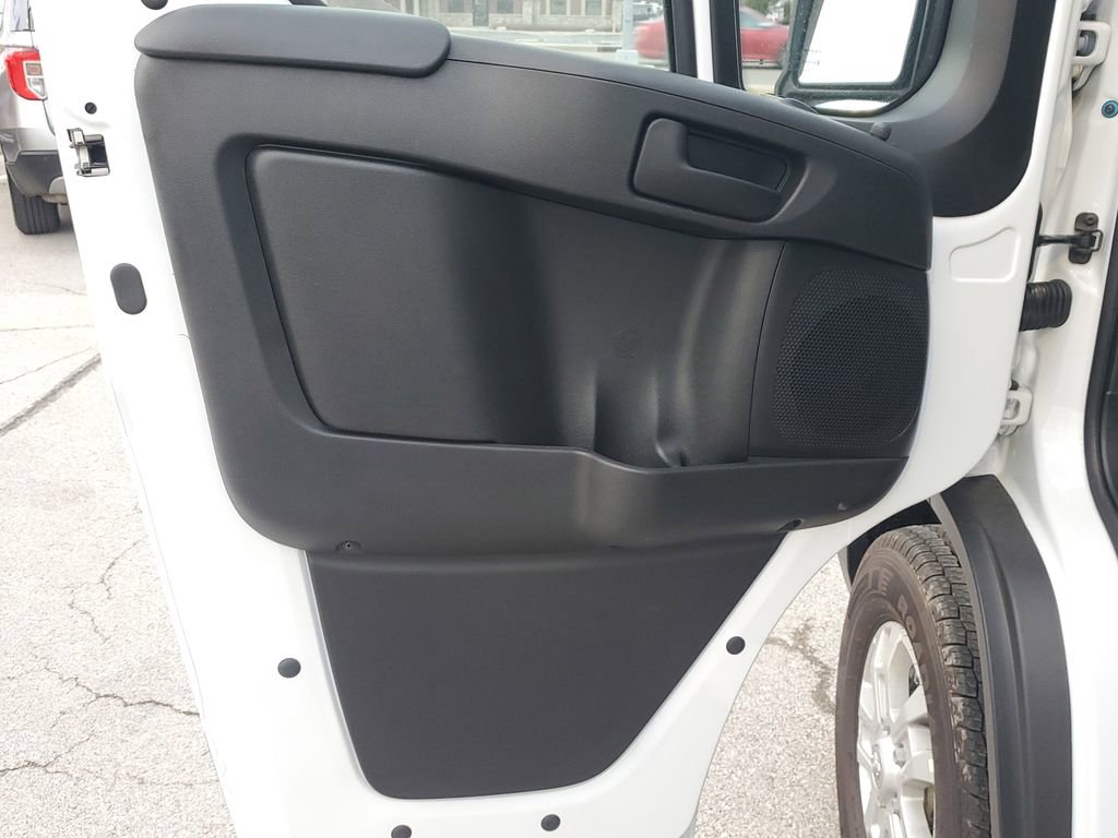 New 2025 RAM ProMaster 1500 w/ Quick Order Package 22G SLT image 17