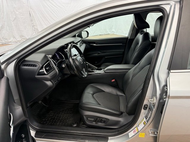 Used 2019 Toyota Camry SE image 14