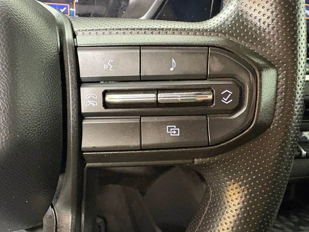 Used 2024 Chevrolet Silverado 1500 LT Trail Boss w/ LT Trail Boss Premium Package image 28