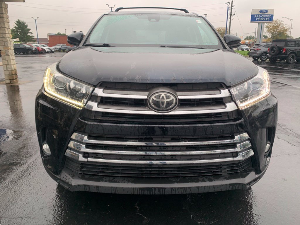 Used 2018 Toyota Highlander Limited w/ Protection Package #3 AWD/4WD image 8