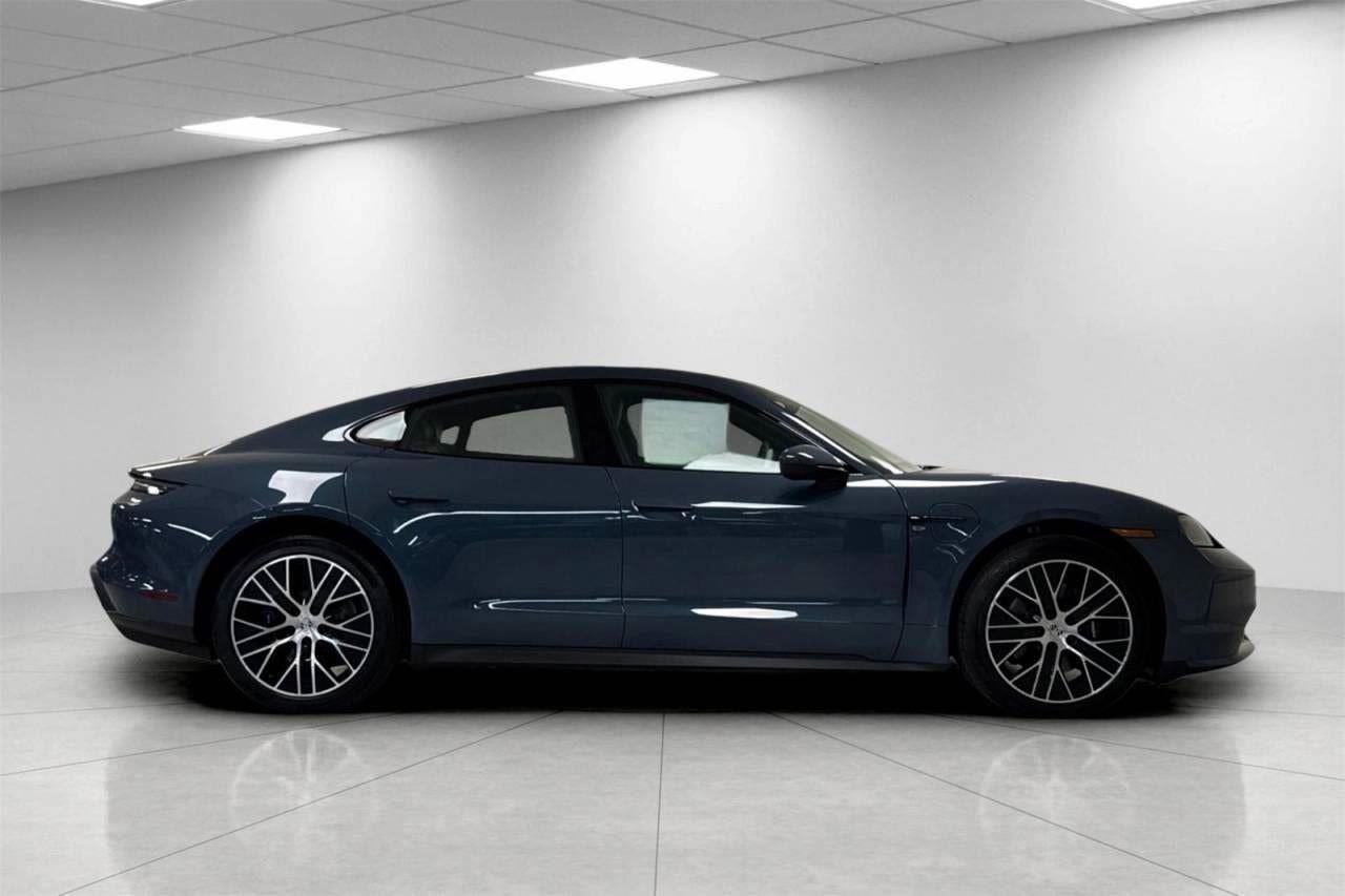 New 2025 Porsche Taycan image 52