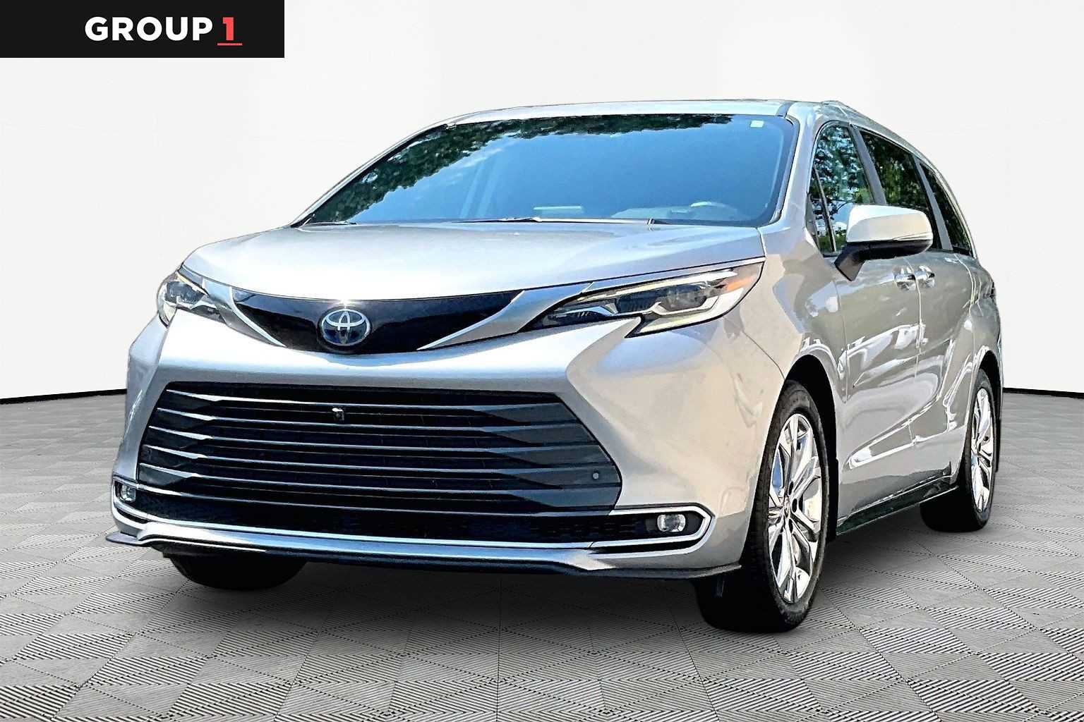 Certified 2023 Toyota Sienna Platinum