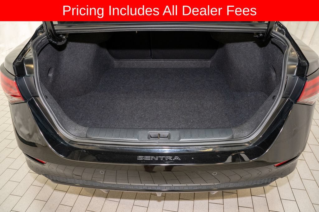 Used 2025 Nissan Sentra SV w/ All-Weather Package FWD image 5