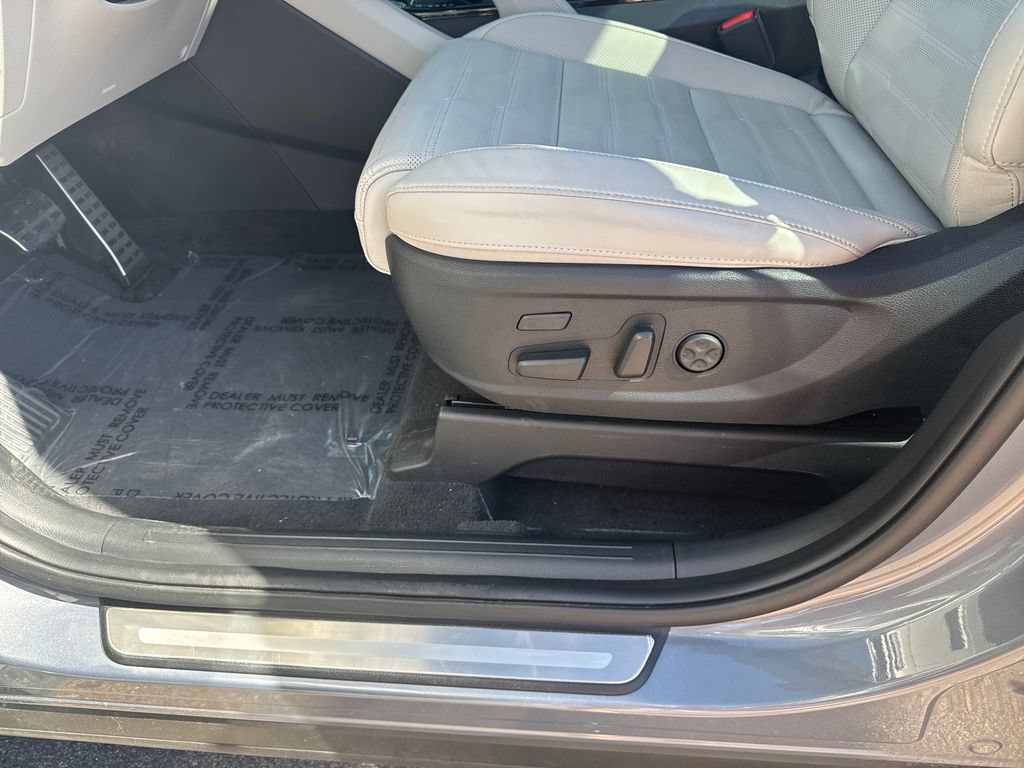 Used 2025 Kia Telluride SX Prestige AWD/4WD image 18