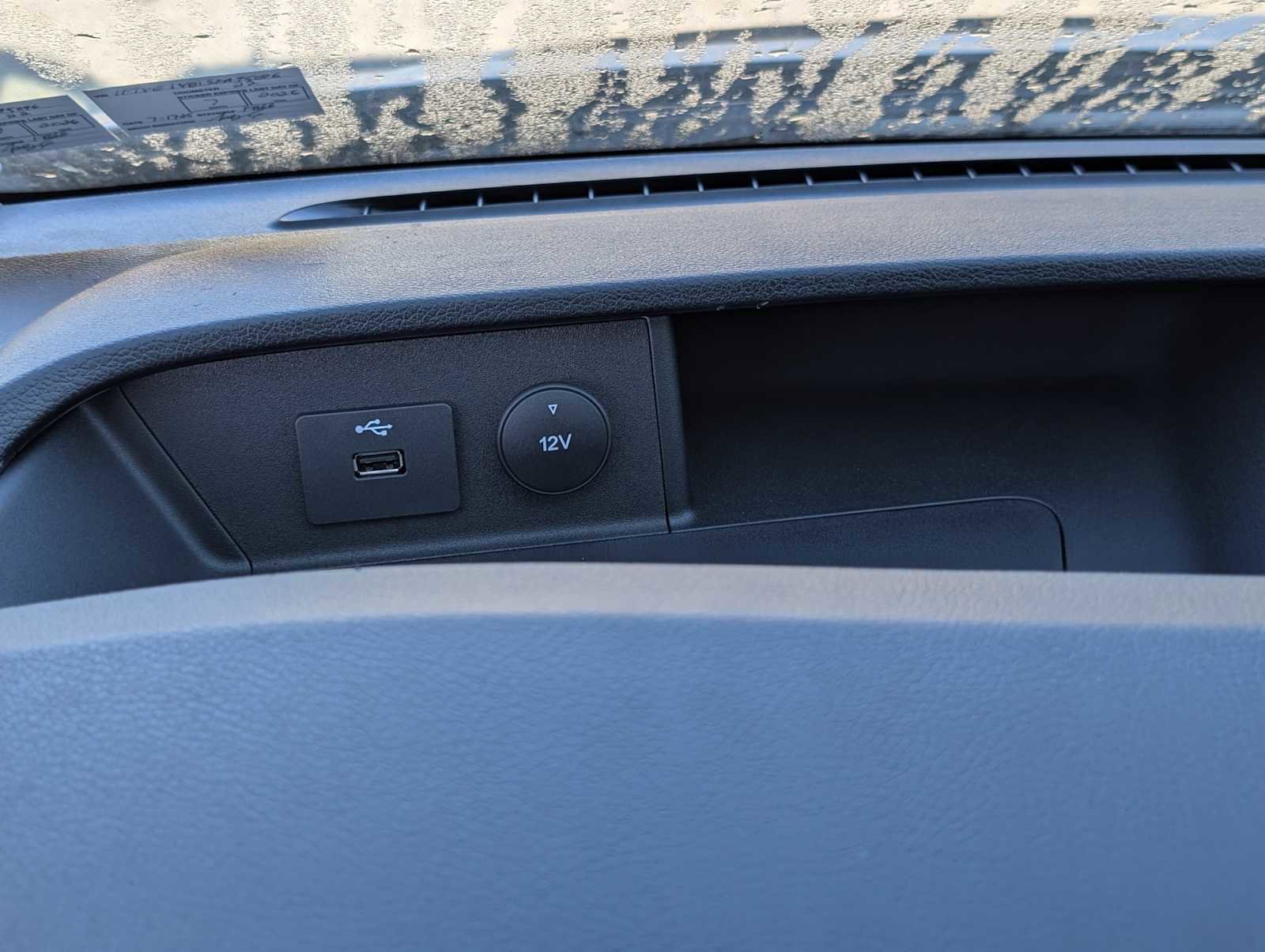 New 2025 Ford Transit 150 Low Roof image 24