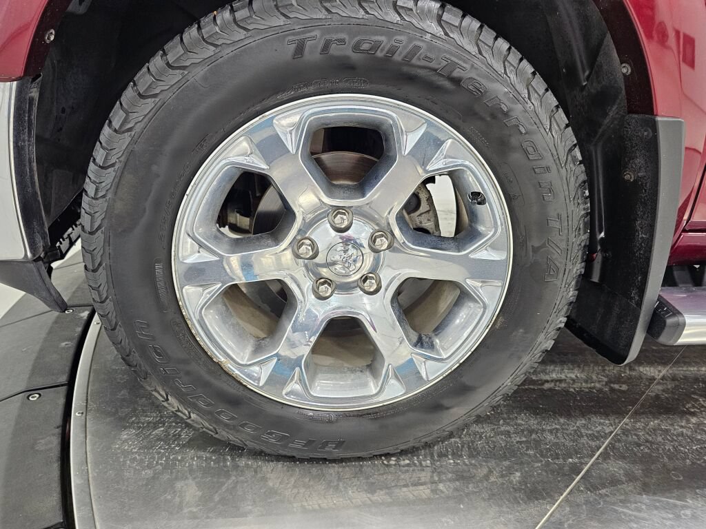 Used 2017 RAM 1500 Laramie w/ Convenience Group AWD/4WD image 10