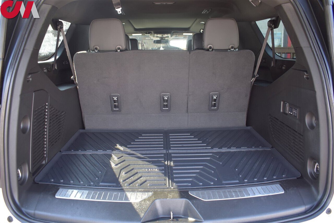 Used 2022 GMC Yukon XL Denali image 30