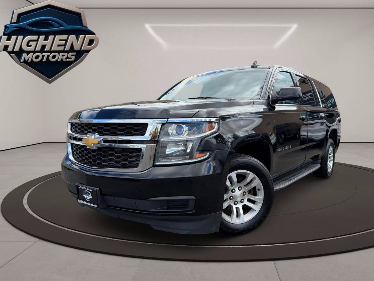 Used 2016 Chevrolet Suburban LS RWD image 2