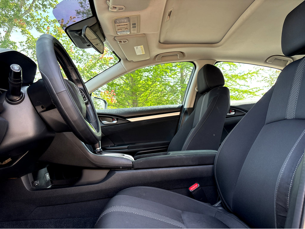 Used 2021 Honda Civic EX image 10