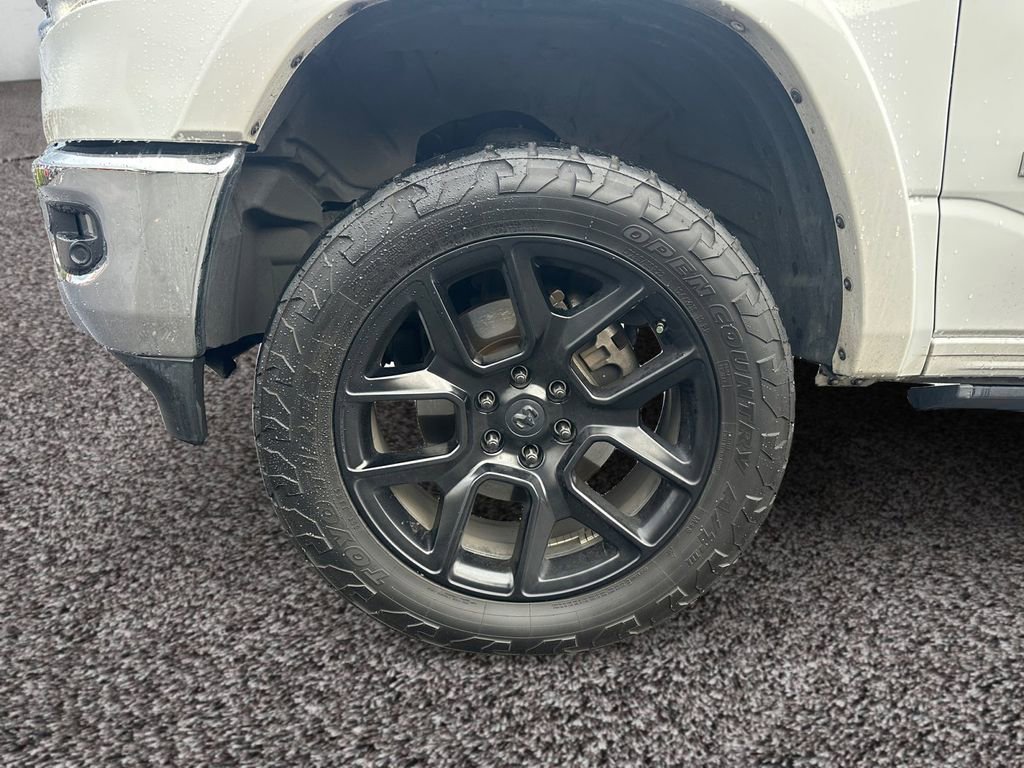 Used 2020 RAM 1500 Laramie image 10
