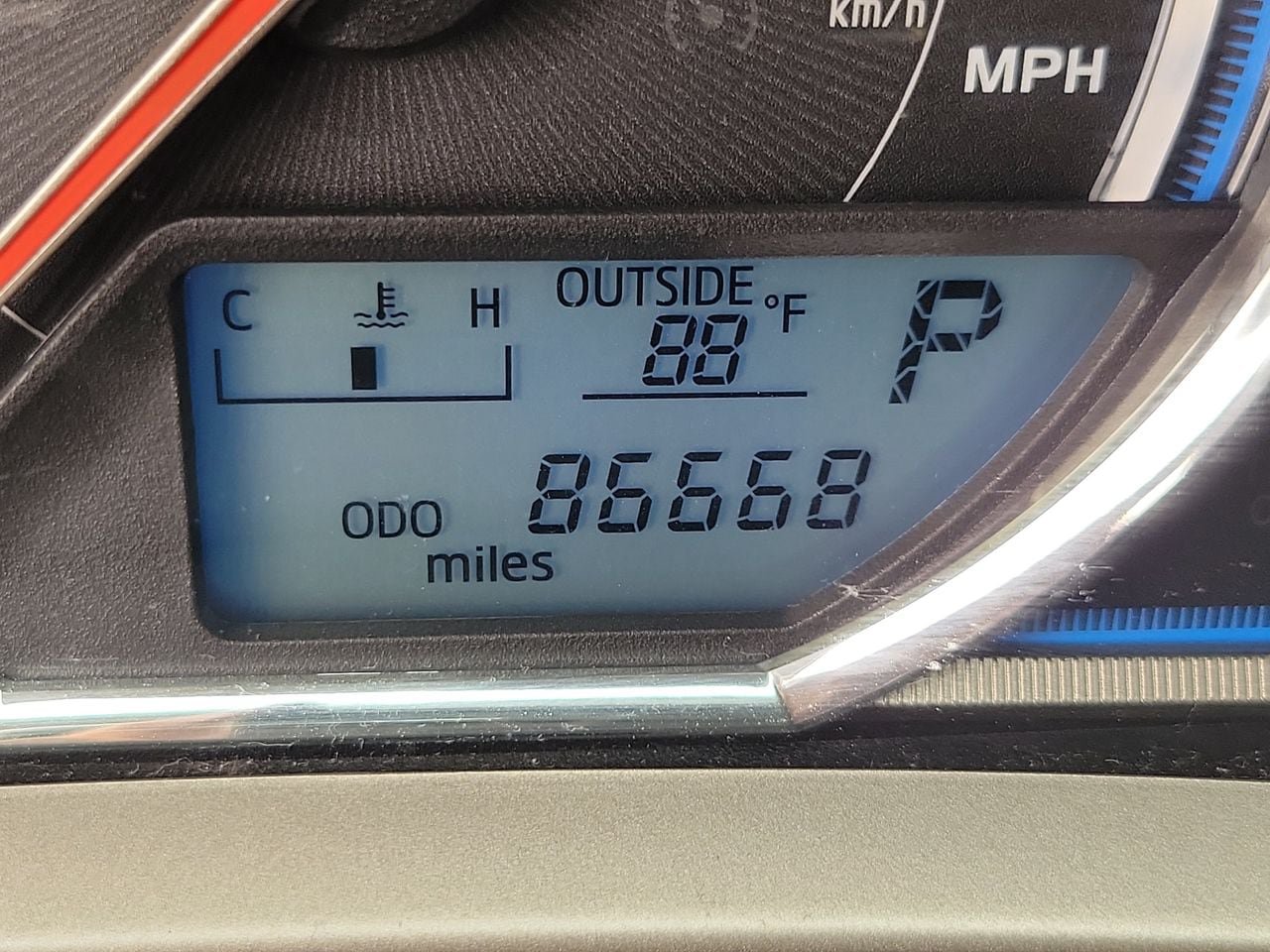 Used 2015 Toyota RAV4 Limited FWD image 22