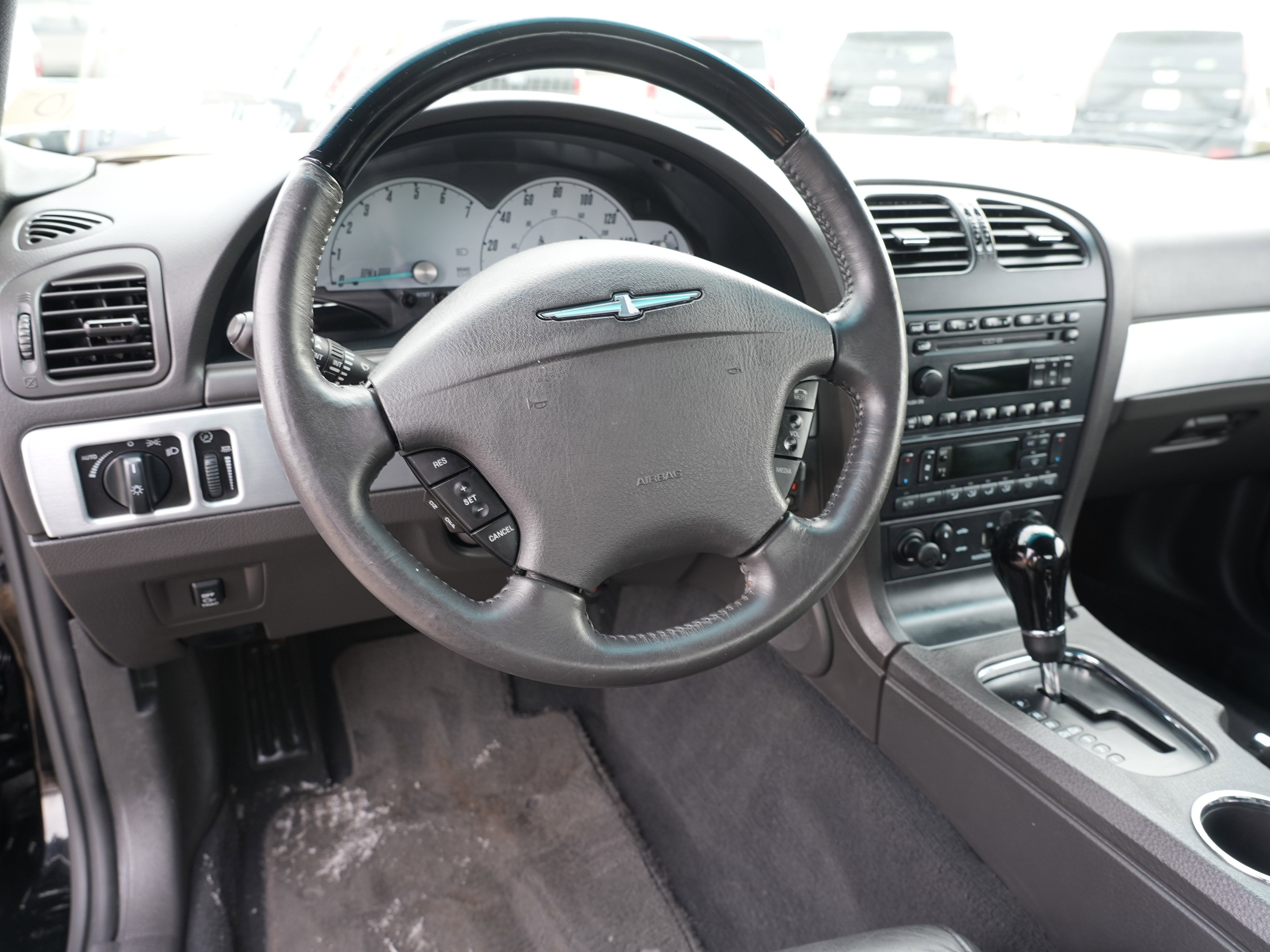 Used 2002 Ford Thunderbird image 20