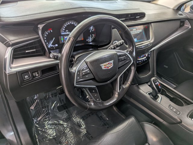 Used 2017 Cadillac XT5 Premium Luxury image 6